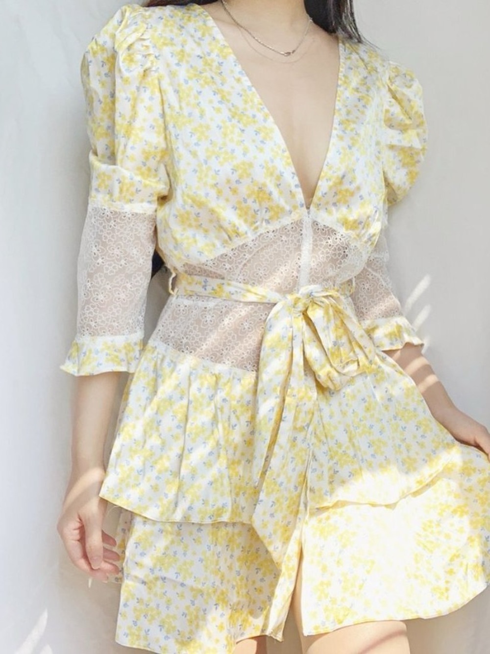 NWOT For Love & Lemons Daffodil Yellow Floral Lace Belted Mini Dress Size Large - Picture 5 of 16